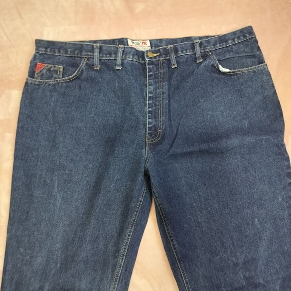 Walls flame resistant FR workwear Size 48x30 ATPV 24.2 blue denim men jeans 2HRC - Picture 4 of 15